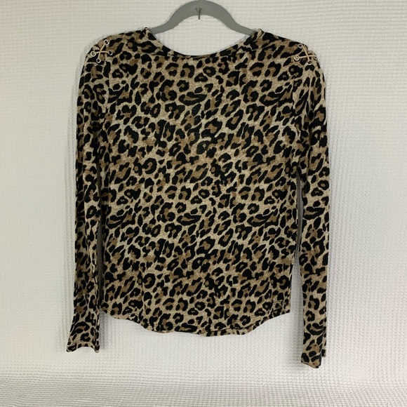 Generation Love Leopard Top - Picture 3 of 8